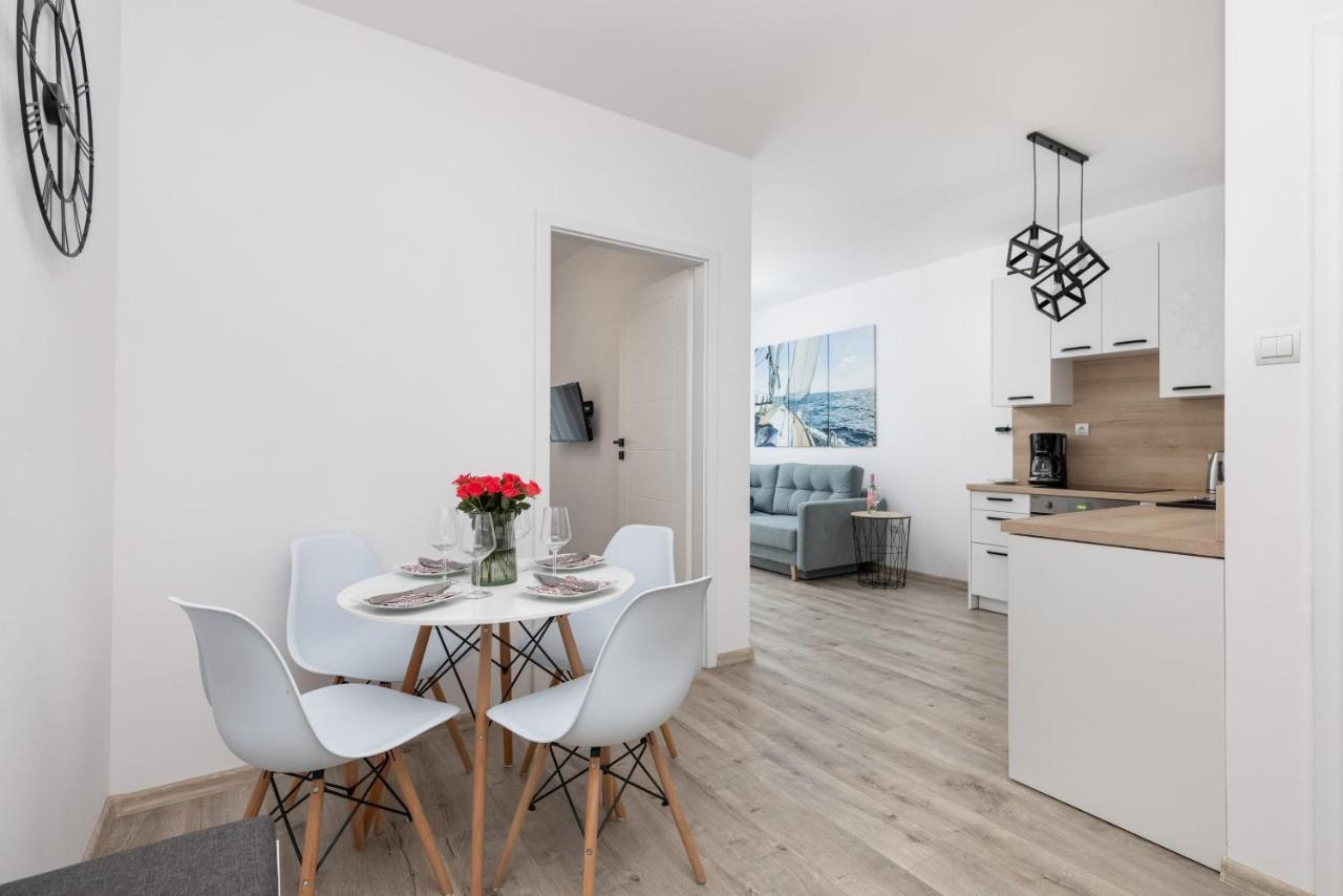 Kapitanski Mostek Apartments Kolobrzeg By Noclegi Renters Kołobrzeg Exterior foto